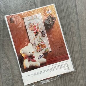 Cross Stitch Thumbelina Needlework Santa Advent Calendar NEW